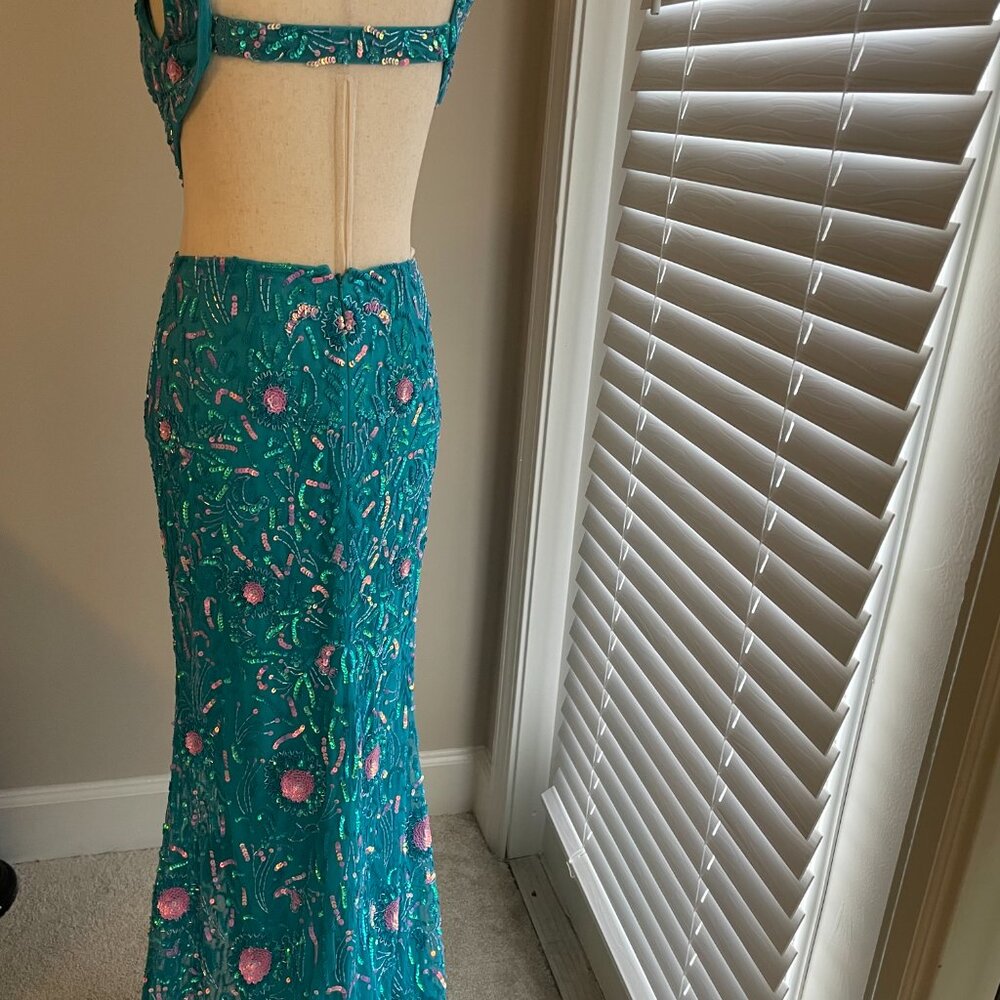 Aleta, Size 2, Turquoise - Picture 4 of 8